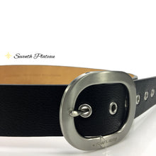 Embossed Synthetic Leather (Black)